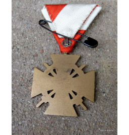 *Médaille Autriche - Pour la patrie et le peuple*