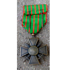 *Croix de guerre - 14 -18 - France*