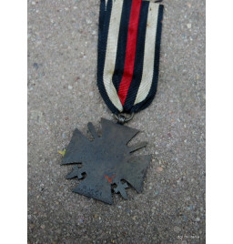 *Médaille des combattants*