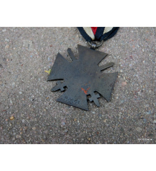 *Médaille des combattants*