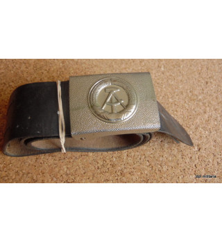 *DDR Truppengürtel*