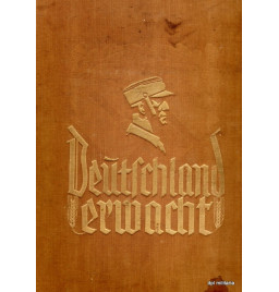 * Deutschland erwacht*