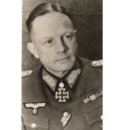 *Albert Henze*