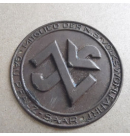 *Türschild der Nationalsozialistischen Volkswohlfahrt (NSV)*