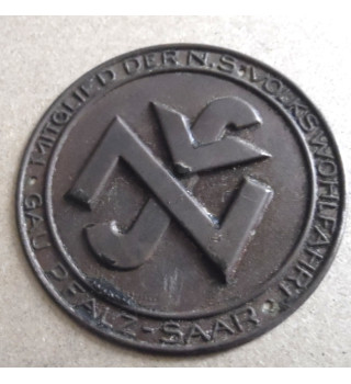 *Türschild der Nationalsozialistischen Volkswohlfahrt (NSV)*