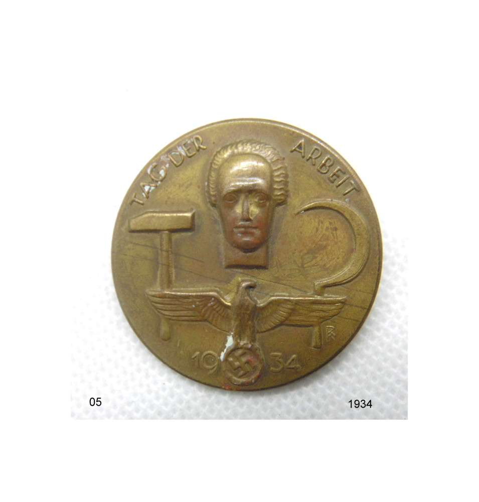 *Insigne de journée -1934*