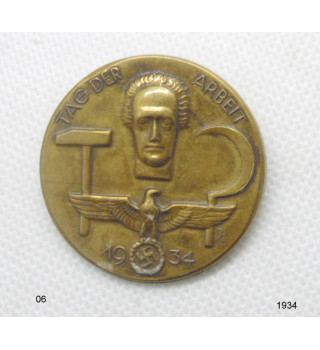 *Insigne de journée - 1934*
