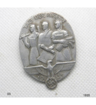 *Tagesabzeichen des 1. Mai 1935*
