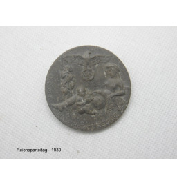 *Abzeichen zum Parteitag 1939*