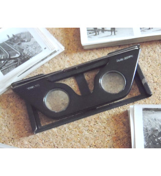 *Lunette stéréoscopique et photos