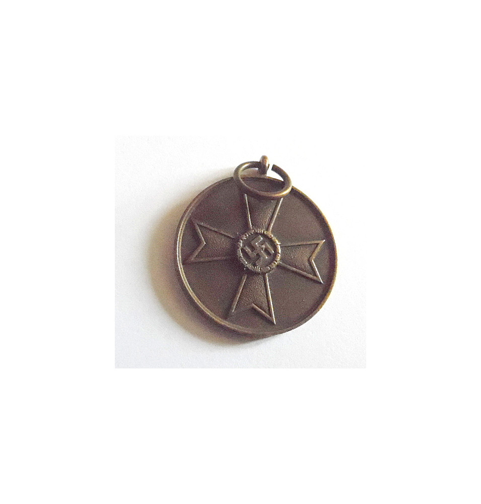 *Kriegsverdienstmedaille*