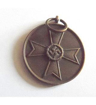 *Kriegsverdienstmedaille*