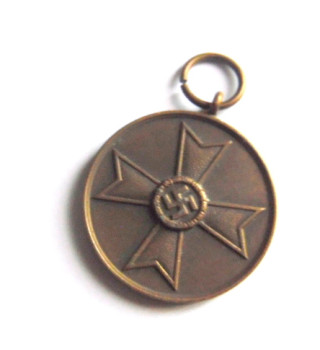 *Kriegsverdienstmedaille*