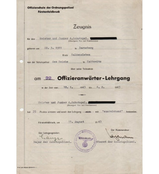 *Ausbildungszeugnis*