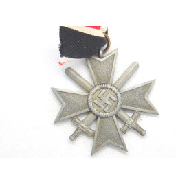 *Kriegsverdienstmedaille mit Schwertern *