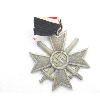 *Kriegsverdienstmedaille mit Schwertern *