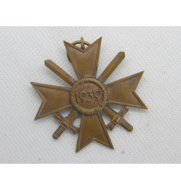 *Kriegsverdienstkreuz mit Schwertern*