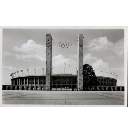 *Stade olympique - Berlin*