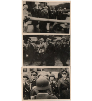 *Set  26 photos*