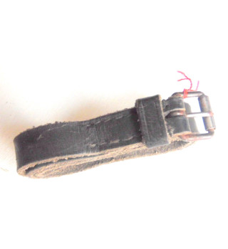 *Deutsches Lederarmband*