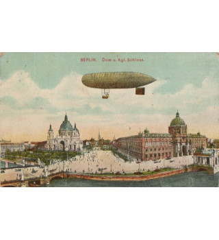 *Graf Zeppelin*