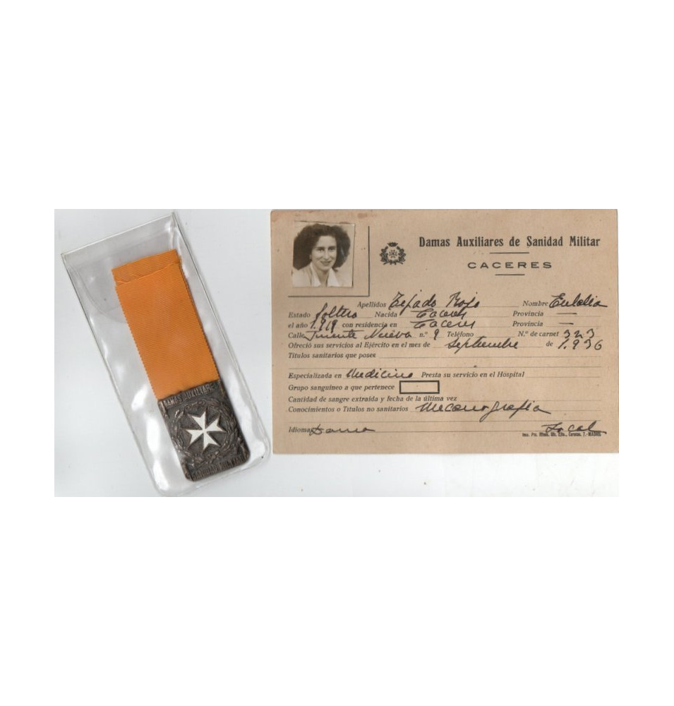 *Mitgliedskarte des weiblichen Sanitätsdienstes*