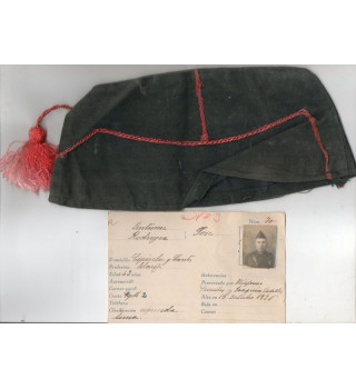 *Spanische Kriegsmütze*