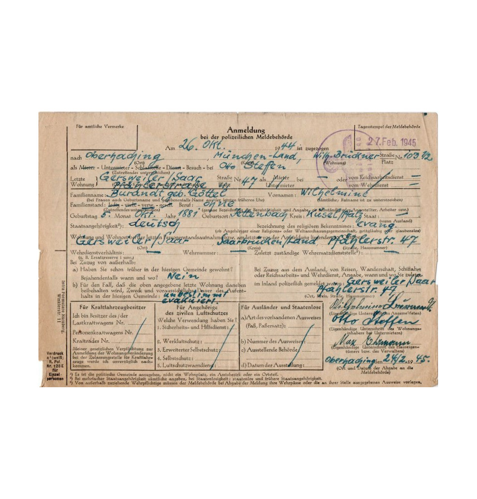 *Ammeldung bei der polizeilichen Meldebehörde*