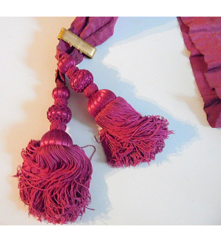 **Gedenkschal zum Spanischen Bürgerkrieg**