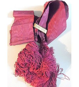 **Gedenkschal zum Spanischen Bürgerkrieg**