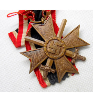*Kriegsverdienstkreuz mit Schwertern*
