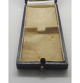 *Etui pour croix de la mère*