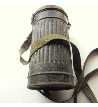 *Boitier masque à gaz*