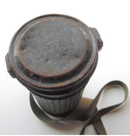 *Boitier masque à gaz*