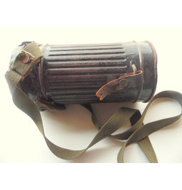 *Boitier masque à gaz*