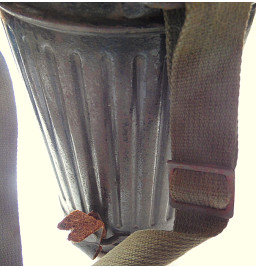 *Boitier masque à gaz*