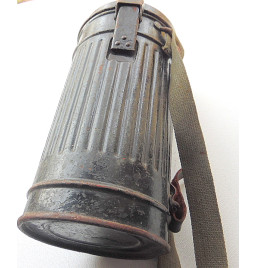 *Boitier masque à gaz*