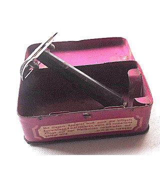 *Mechanischer Rasierer*