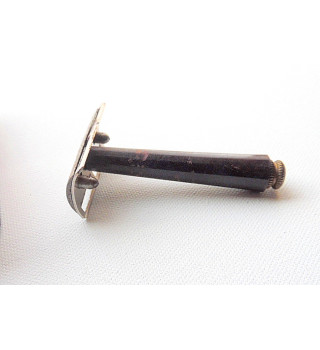 *Rasoir de paquetage *