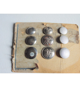 *deutschen Knöpfen*