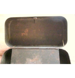 *Caissette métallique*