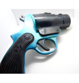 Pistolet de signalisation...