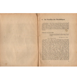 *Soldat allemand regarde l'Union Soviétique*