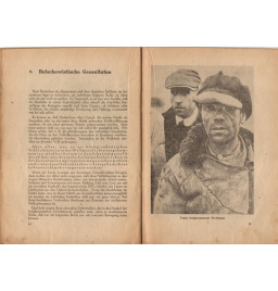 *Soldat blickt auf die Sowjetunion*