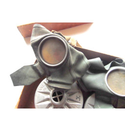 *Masque à gaz Luftschutz*