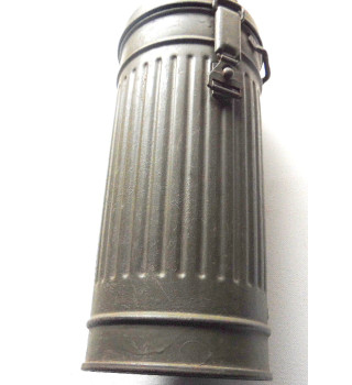 *Boitier masque à gaz*