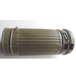 *Boitier masque à gaz*