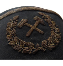 *Coiffe de mineur allemand*