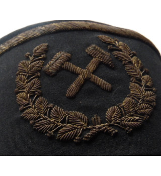 *Coiffe de mineur allemand*