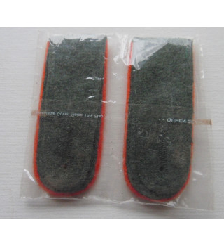 *Epaulettes -PZ - Repro*